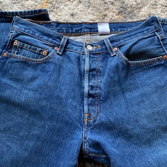 Vintage LEVI 501 34x29” Blue wash straight leg - Picture 4 of 8